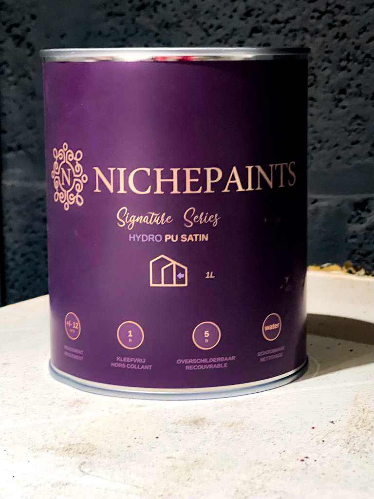 Nichepaints Signature Series